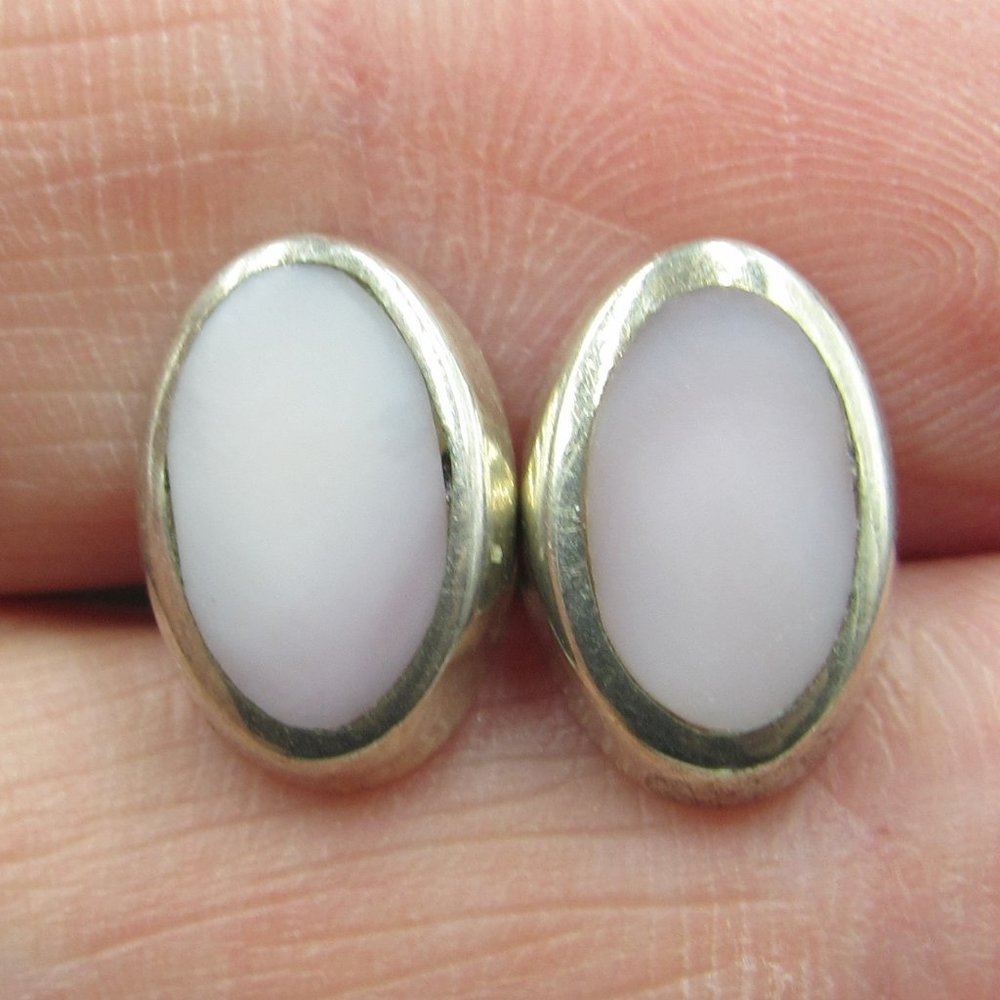 Sterling Silver Oval White Shell Simple Stud Earr… - image 1